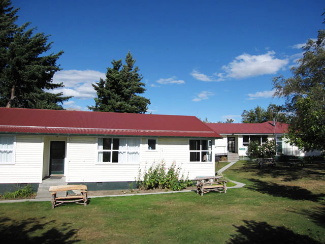eC[EChEeJ|EobNpbJ[Y̊OρiTailor-Made-Tekapo Backpackersj 
