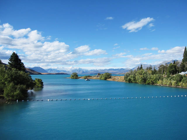 eJ|΁iLake Tekapoj