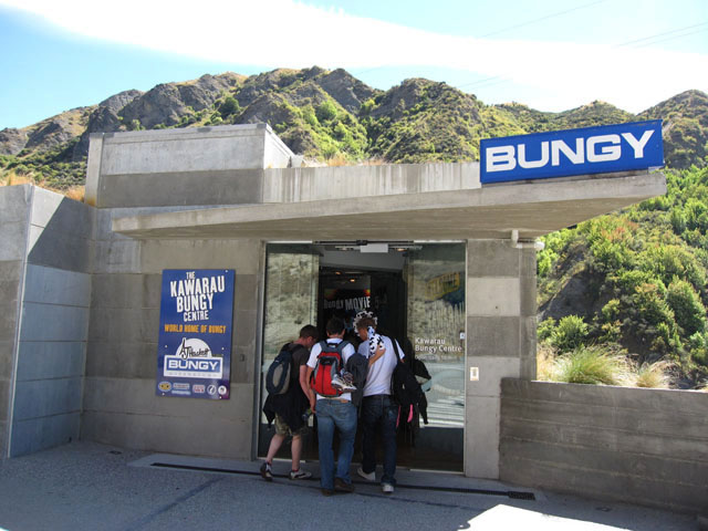 JEEoW[EZ^[iKawarau Bungy Centrej