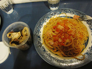 夕食（マッスルとパスタ）