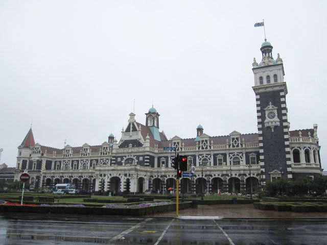 _j[fiDunedinjɂ_j[fwɁiDunedin Railway Stationj